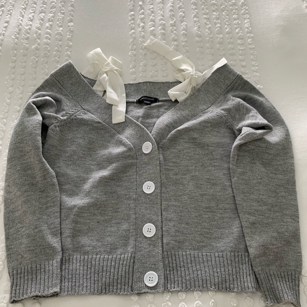 Gray Off The Shoulder Crop Sweater With Ribbon Tie Detail Size Large